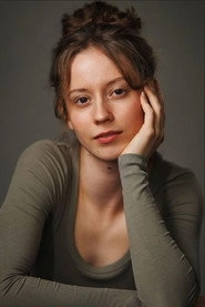 Ảnh diễn viên Ella Oliphant