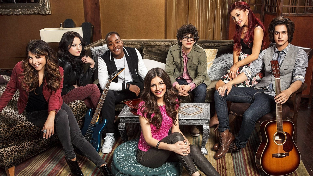 Bài Ca Chiến Thắng (Phần 4) (Victorious (Season 4))