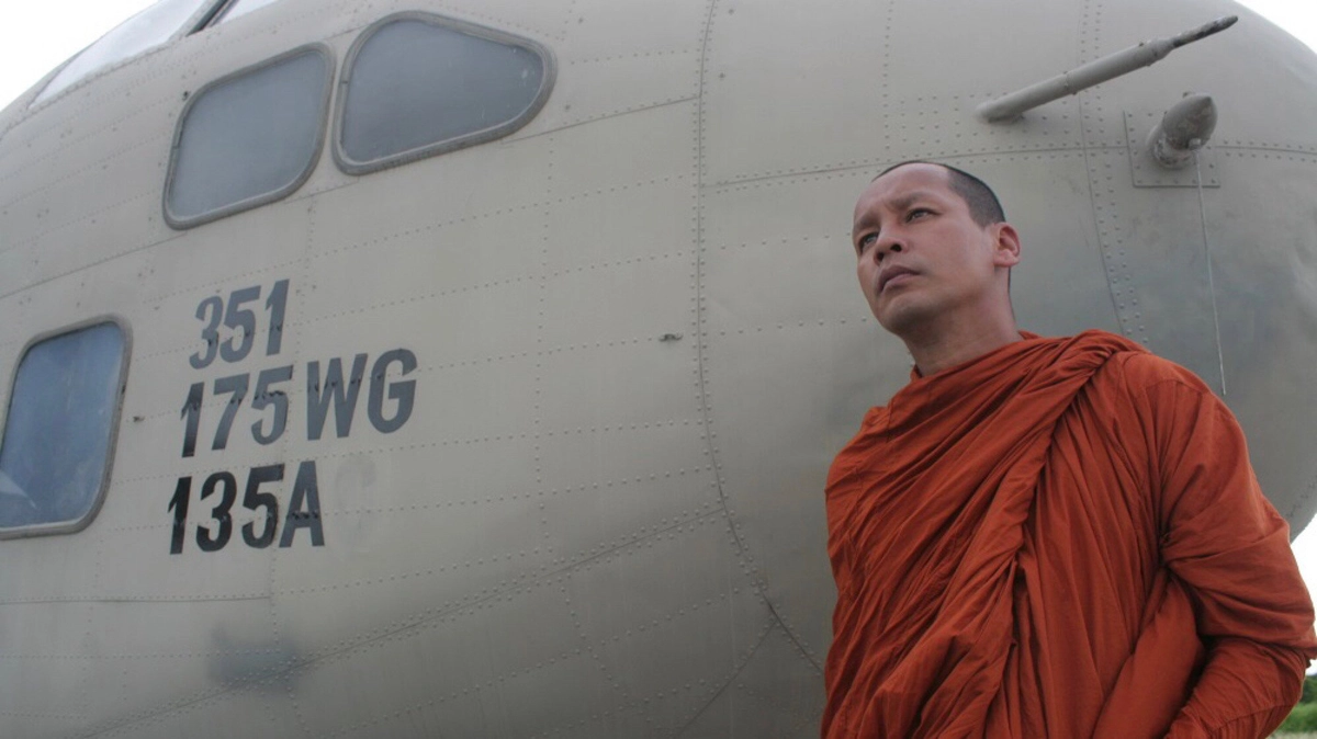 Đại Náo Cửa Phật 3 (The Monk And The Mafia)